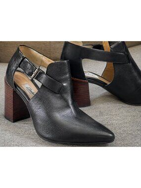Clarks Narrative Black Leather Slingback Block Wooden Heel Pumps Size 9 Classic